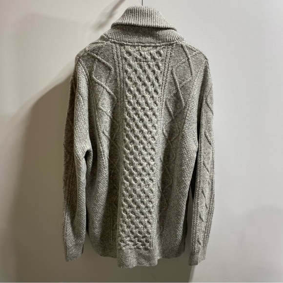 Wind River Heritage Sweater for Men - Picture 2 of 7
